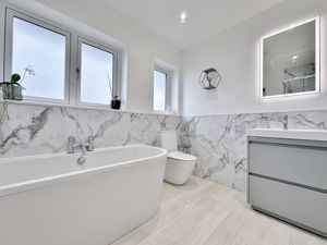 Photo 27- click for photo gallery